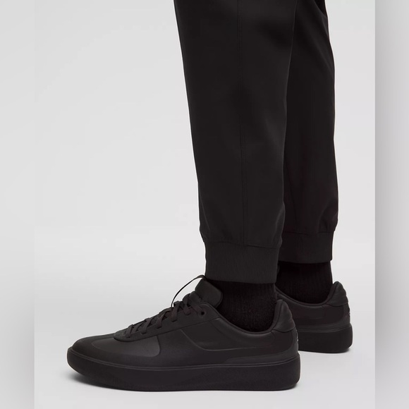 NWT - Lululemon Men’s ABC Jogger - Black - Picture 10 of 11